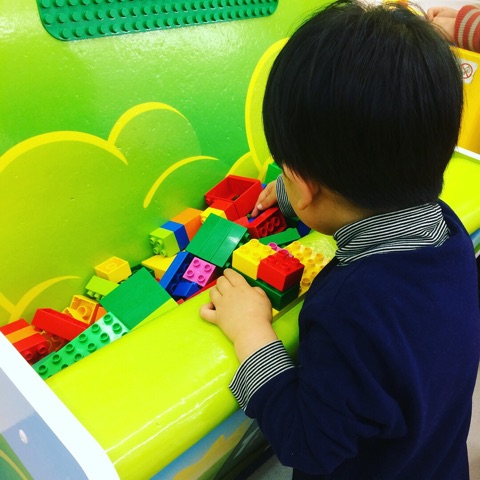 {A360AE2A-7A93-4B8A-BE8B-9994F39B34F9}